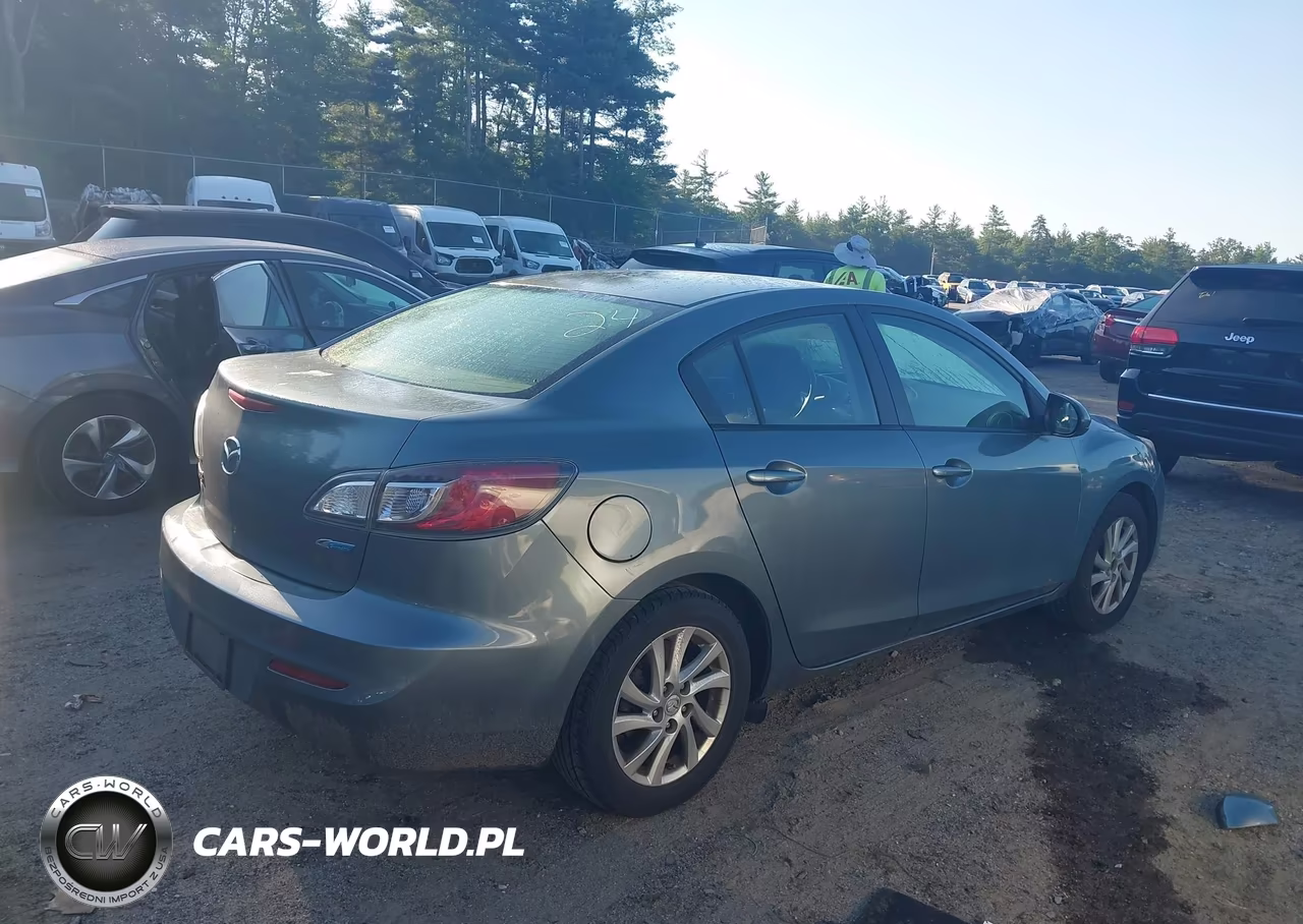 2012 Mazda Mazda3 I Touring VIN:JM1BL1V89C1575331 - 4