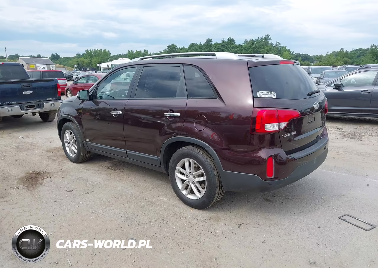 2015 Kia Sorento Lx VIN:5XYKTCA6XFG604629 - 3