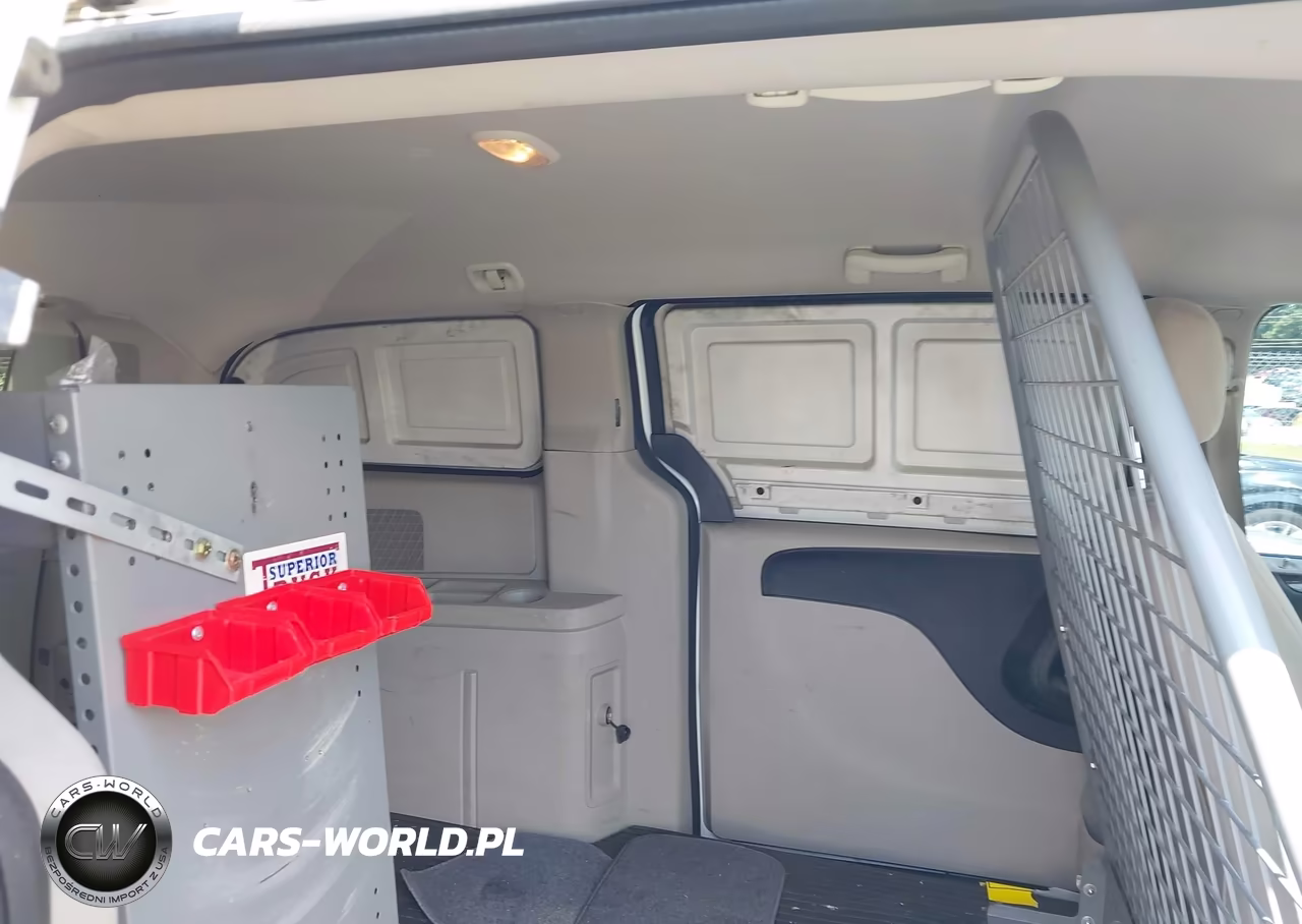 2015 Ram Cargo Tradesman VIN:2C4JRGAGXFR537309 - 8