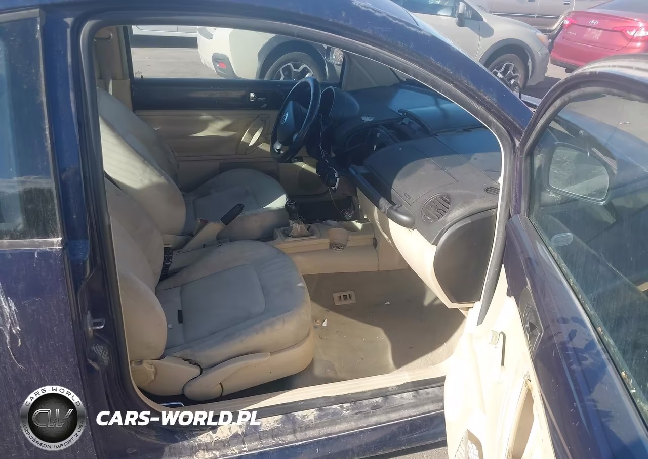 2004 Volkswagen New Beetle VIN:3VWBC21C7YM474926 - 5