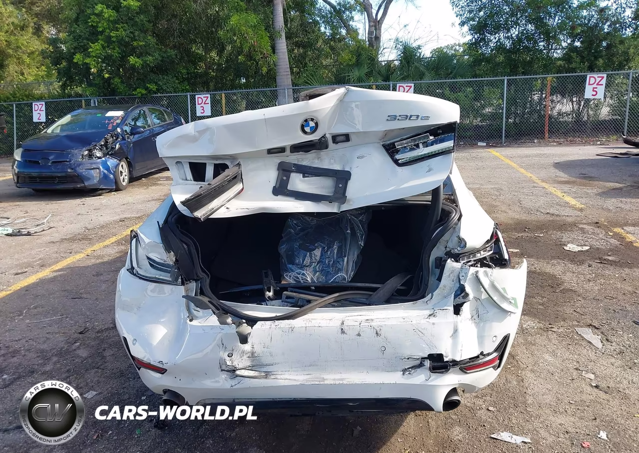 2021 BMW 330E VIN:WBA5P7C09MFL25378 - 15