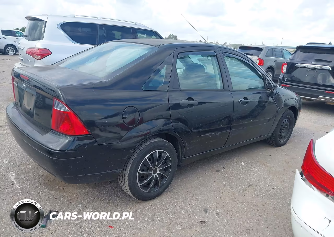 2007 Ford Focus S-Se-Ses VIN:1FAFP34N77W297438 - 4