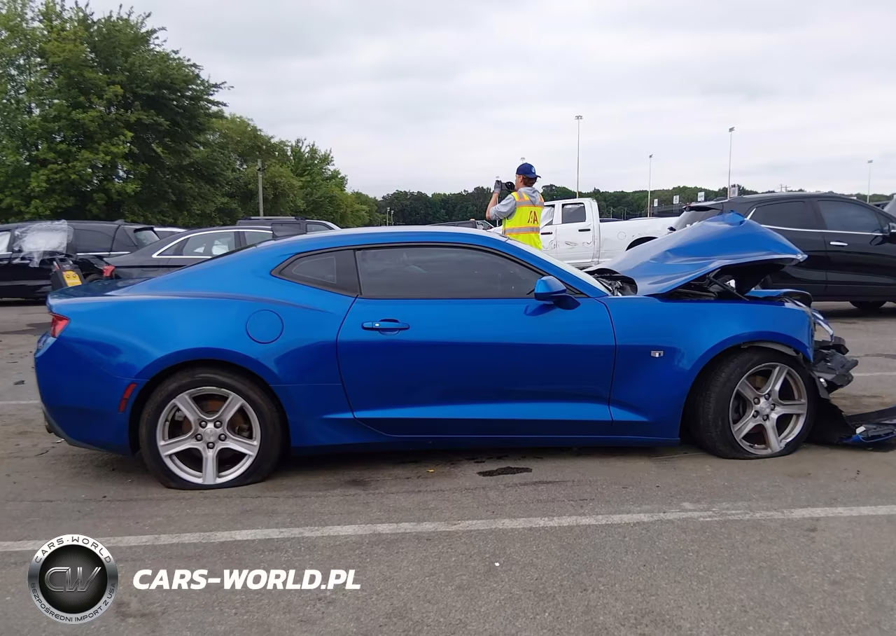 2016 Chevrolet Camaro 2Lt VIN:1G1FD1RS8G0150076 - 13