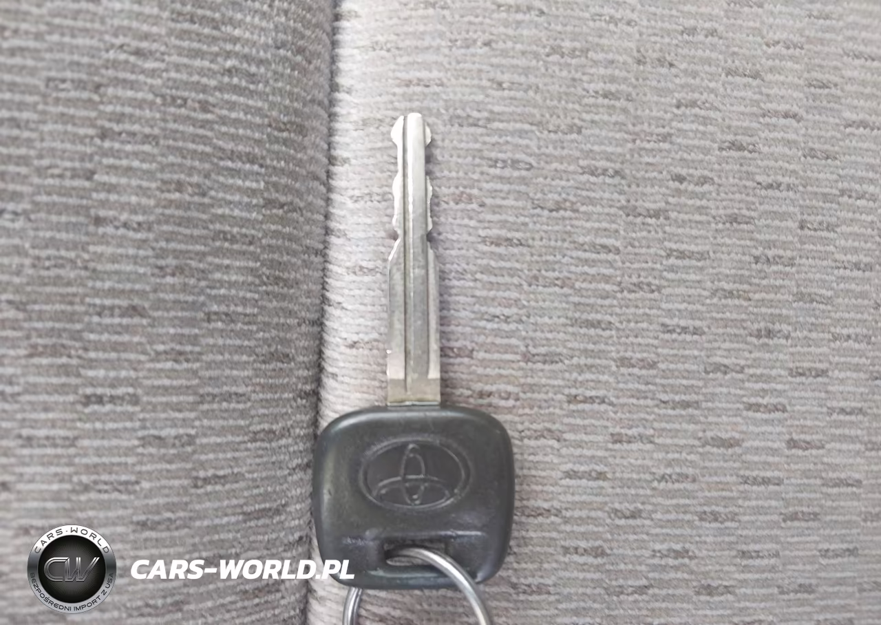 2003 Toyota Camry Le VIN:4T1BE32K23U242582 - 11
