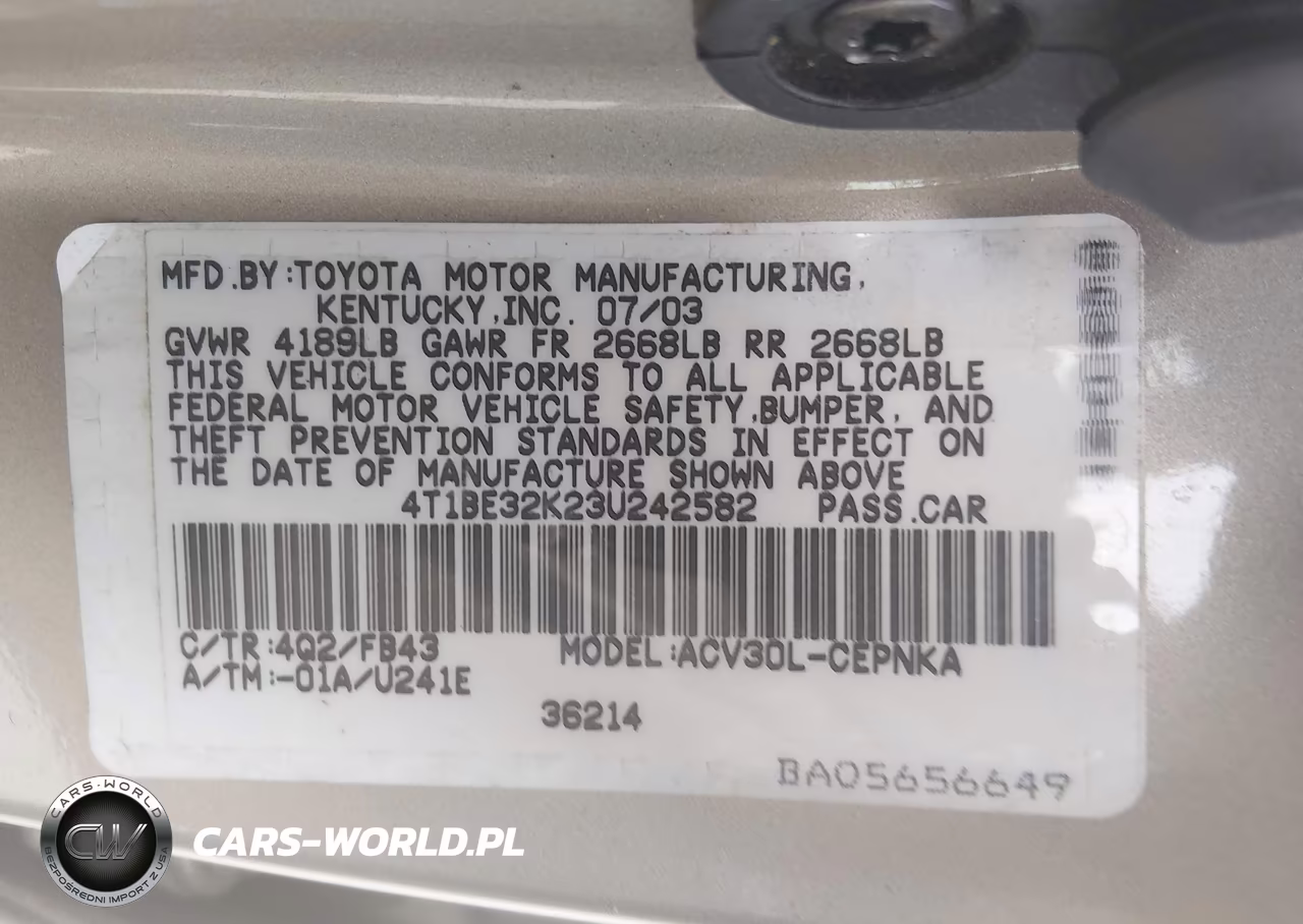 2003 Toyota Camry Le VIN:4T1BE32K23U242582 - 9