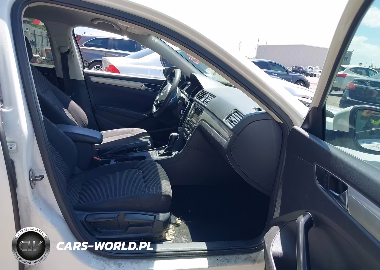2017 Volkswagen Passat 1.8T S VIN:1VWAT7A36HC064676 - 5
