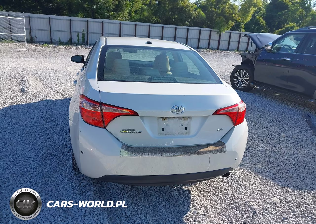 2017 Toyota Corolla Le VIN:5YFBURHE7HP672284 - 16