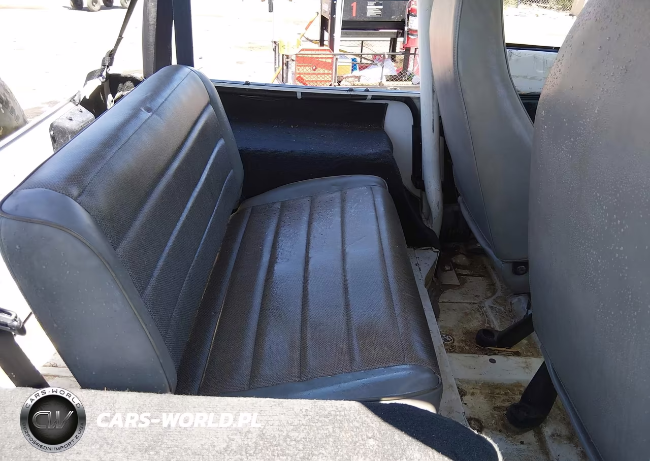 1994 Jeep Wrangler - Yj S VIN:1J4FY19P4RP406452 - 8