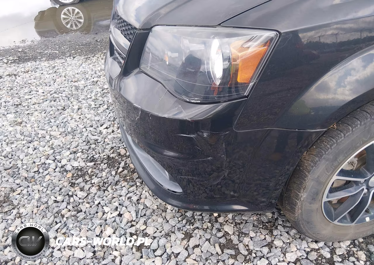 2018 Dodge Grand Caravan Gt VIN:2C4RDGEG7JR345706 - 19