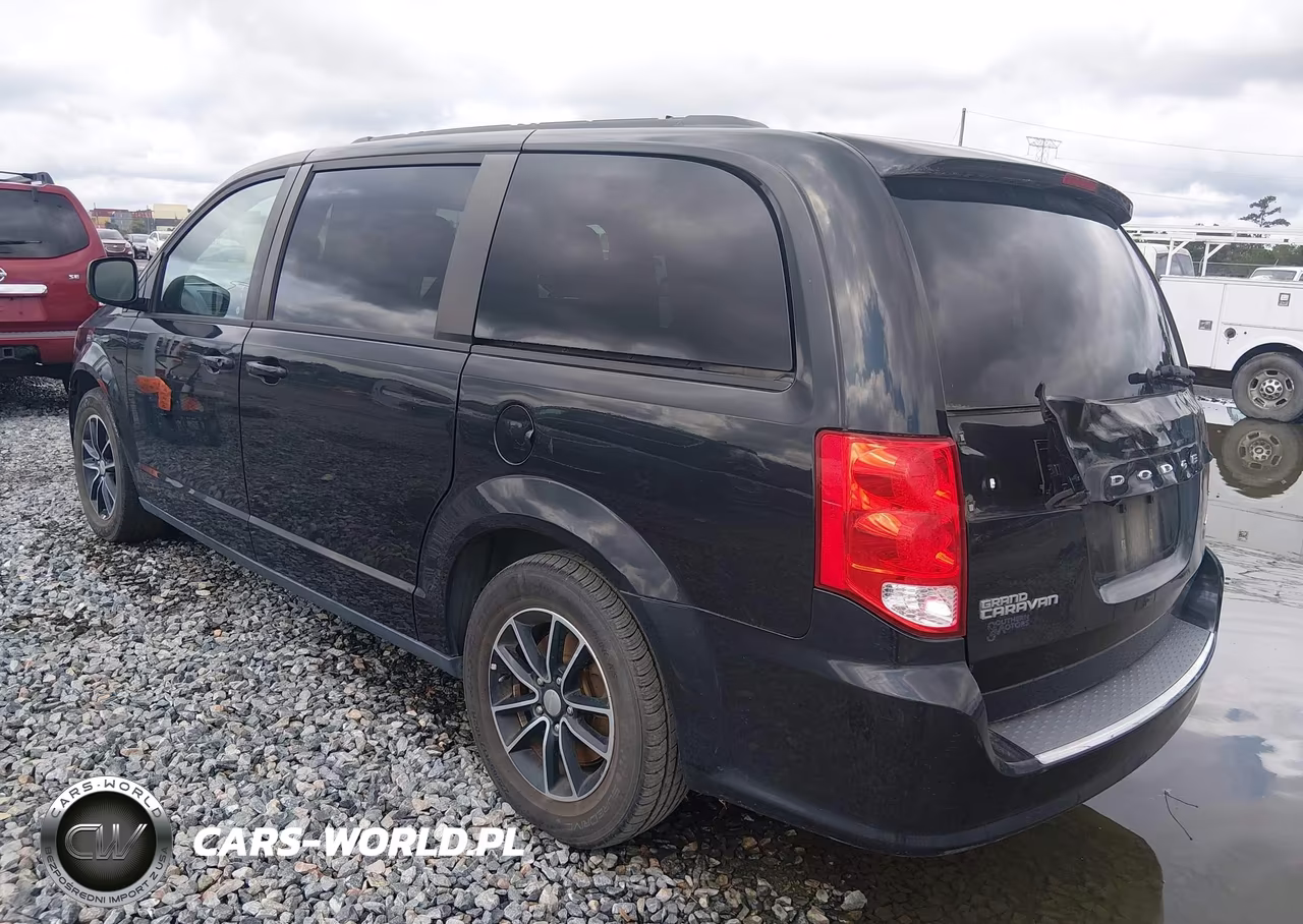 2018 Dodge Grand Caravan Gt VIN:2C4RDGEG7JR345706 - 3