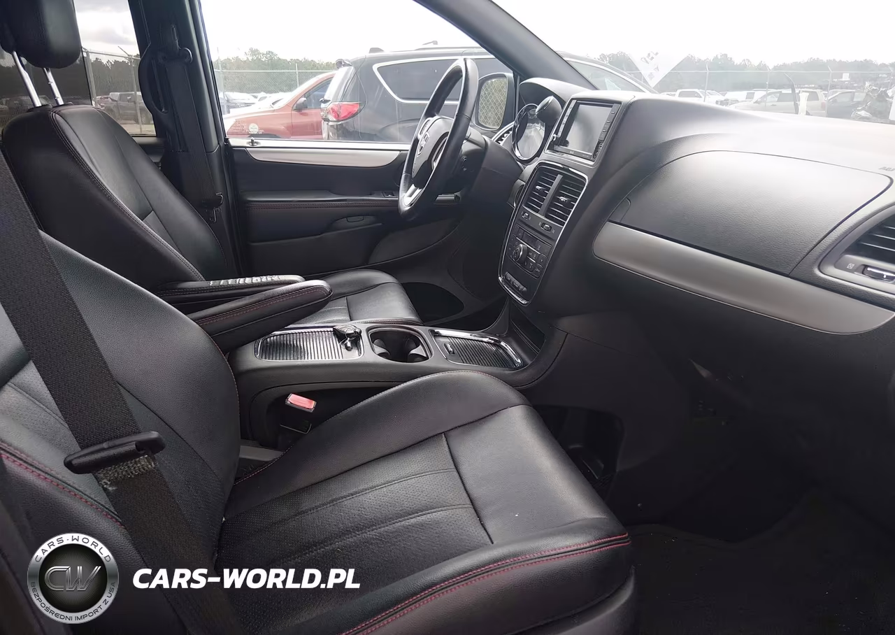2018 Dodge Grand Caravan Gt VIN:2C4RDGEG7JR345706 - 5