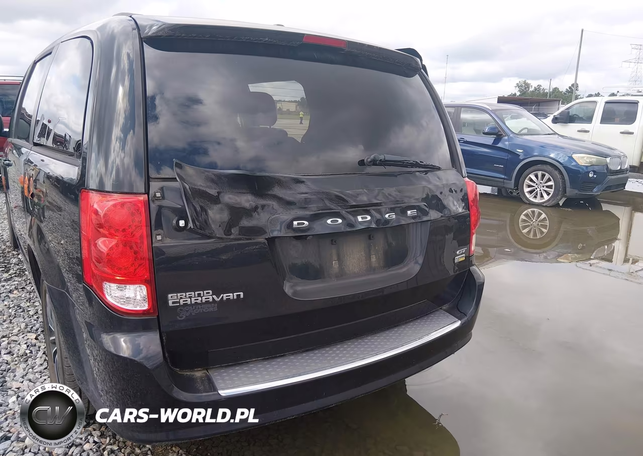 2018 Dodge Grand Caravan Gt VIN:2C4RDGEG7JR345706 - 6