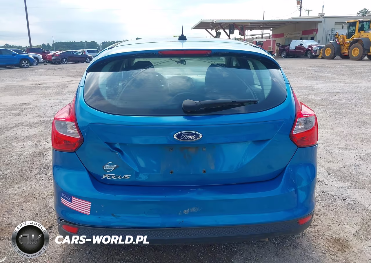 2014 Ford Focus Se VIN:1FADP3K27EL137767 - 16
