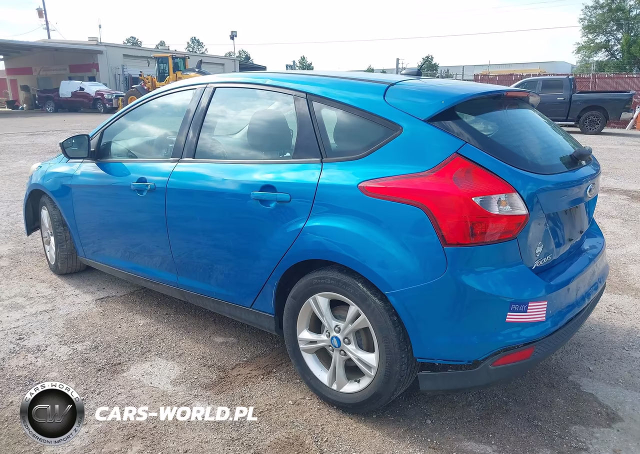 2014 Ford Focus Se VIN:1FADP3K27EL137767 - 3