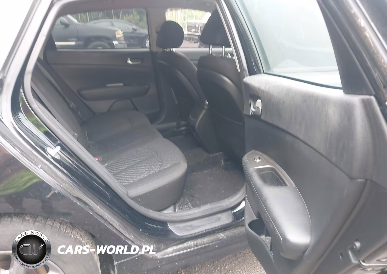 2019 Kia Optima Lx VIN:5XXGT4L34KG318658 - 8
