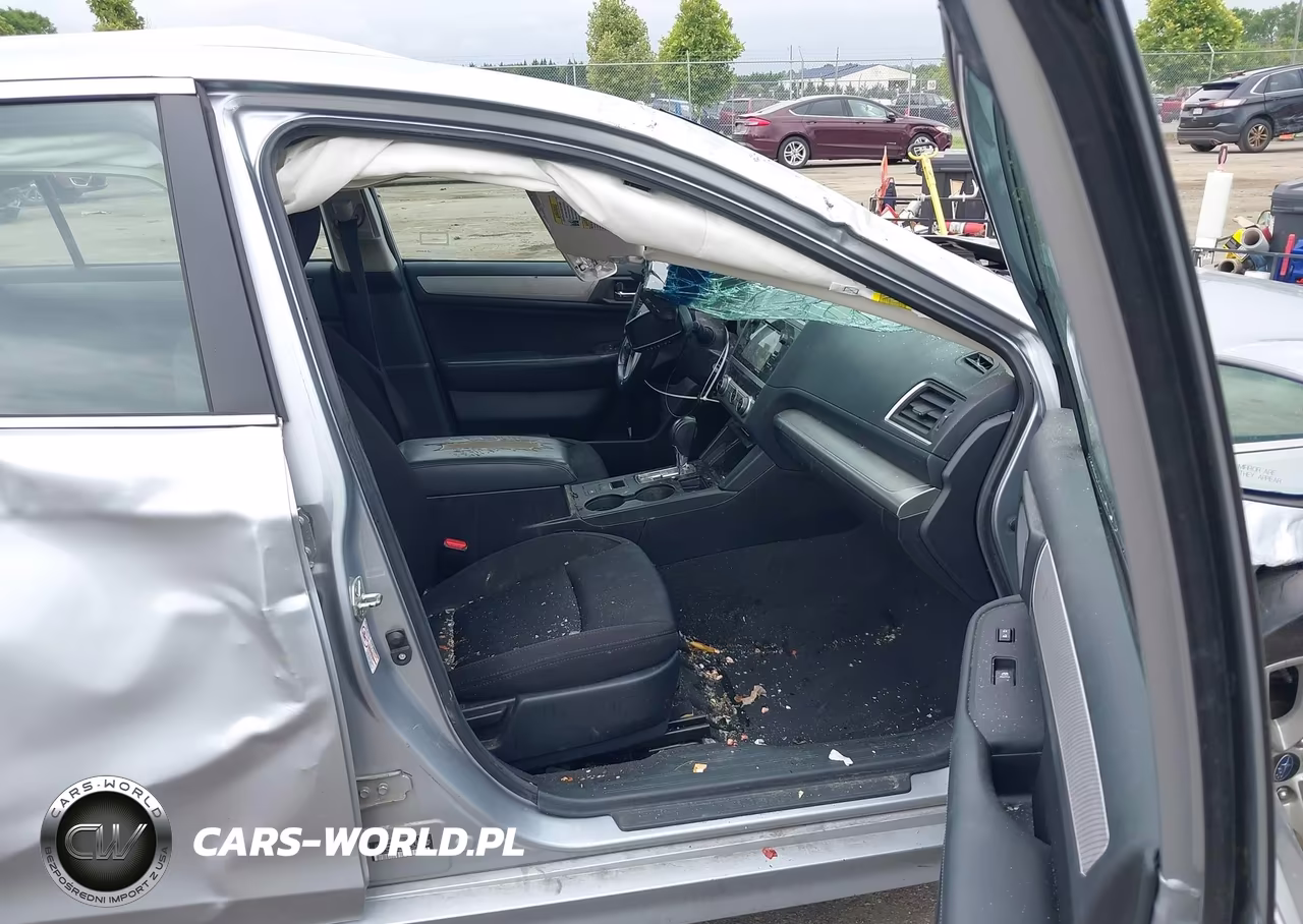 2016 Subaru Legacy 2.5I Premium VIN:4S3BNAC63G3012975 - 5