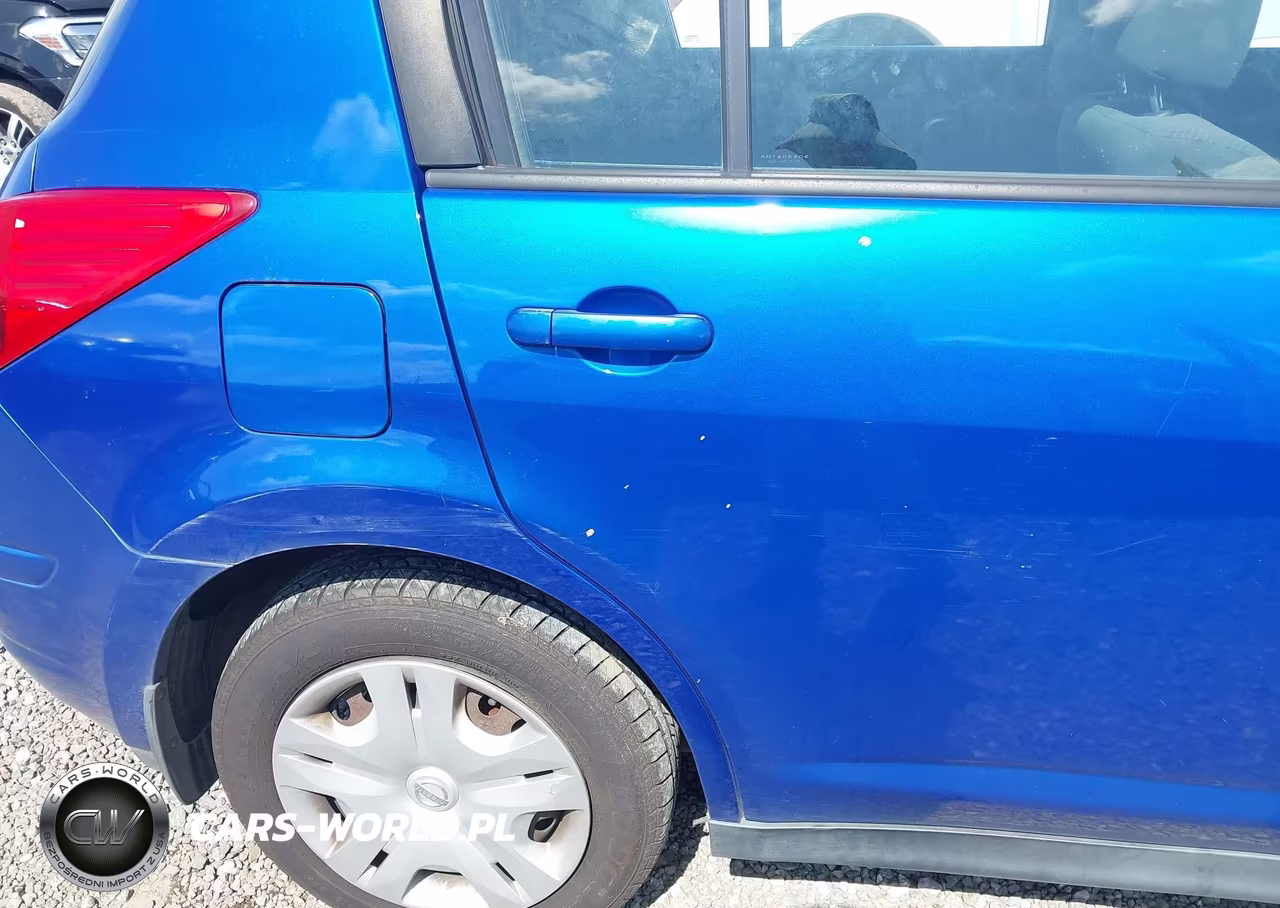 2010 Nissan Versa 1.8S VIN:3N1BC1CP0AL373982 - 19