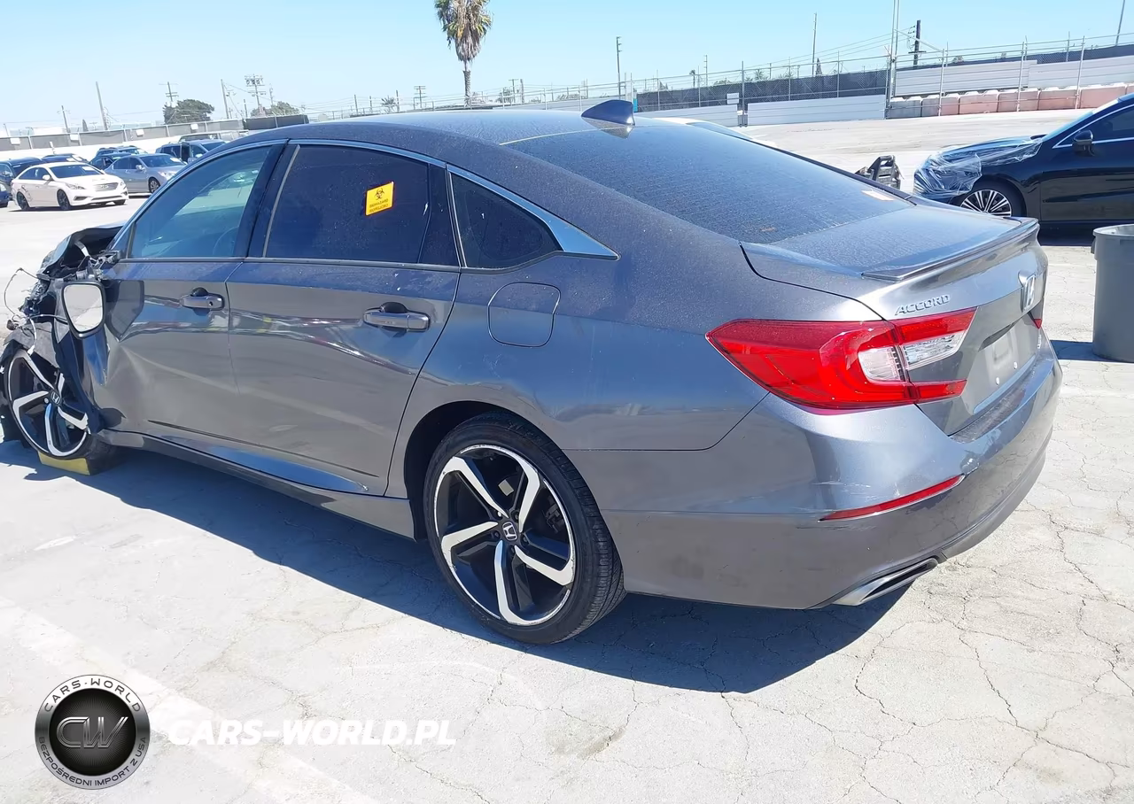 2018 Honda Accord Sport VIN:1HGCV1F35JA167005 - 3