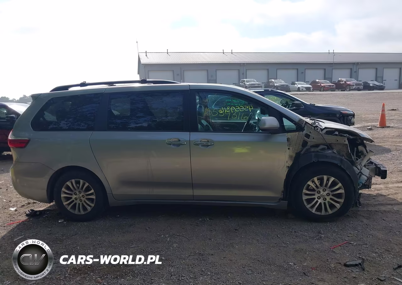 2015 Toyota Sienna Xle 8 Passenger VIN:5TDYK3DC4FS539844 - 14