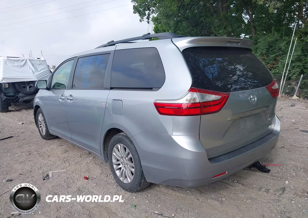2015 Toyota Sienna Xle 8 Passenger VIN:5TDYK3DC4FS539844 - 3