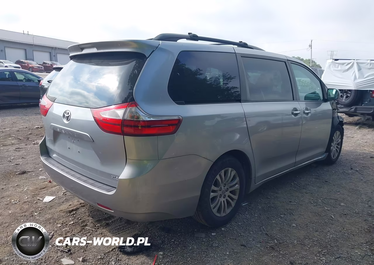 2015 Toyota Sienna Xle 8 Passenger VIN:5TDYK3DC4FS539844 - 4