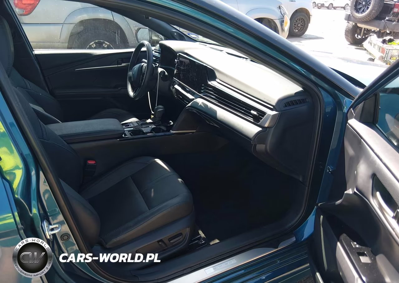2025 Toyota Camry Xse VIN:4T1DAACK8SU028394 - 5