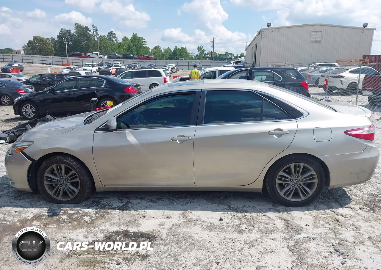 2016 Toyota Camry Se VIN:4T1BF1FK0GU264288 - 14