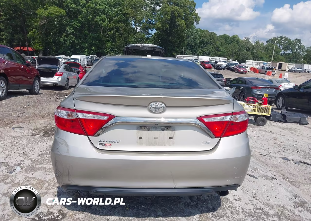 2016 Toyota Camry Se VIN:4T1BF1FK0GU264288 - 16