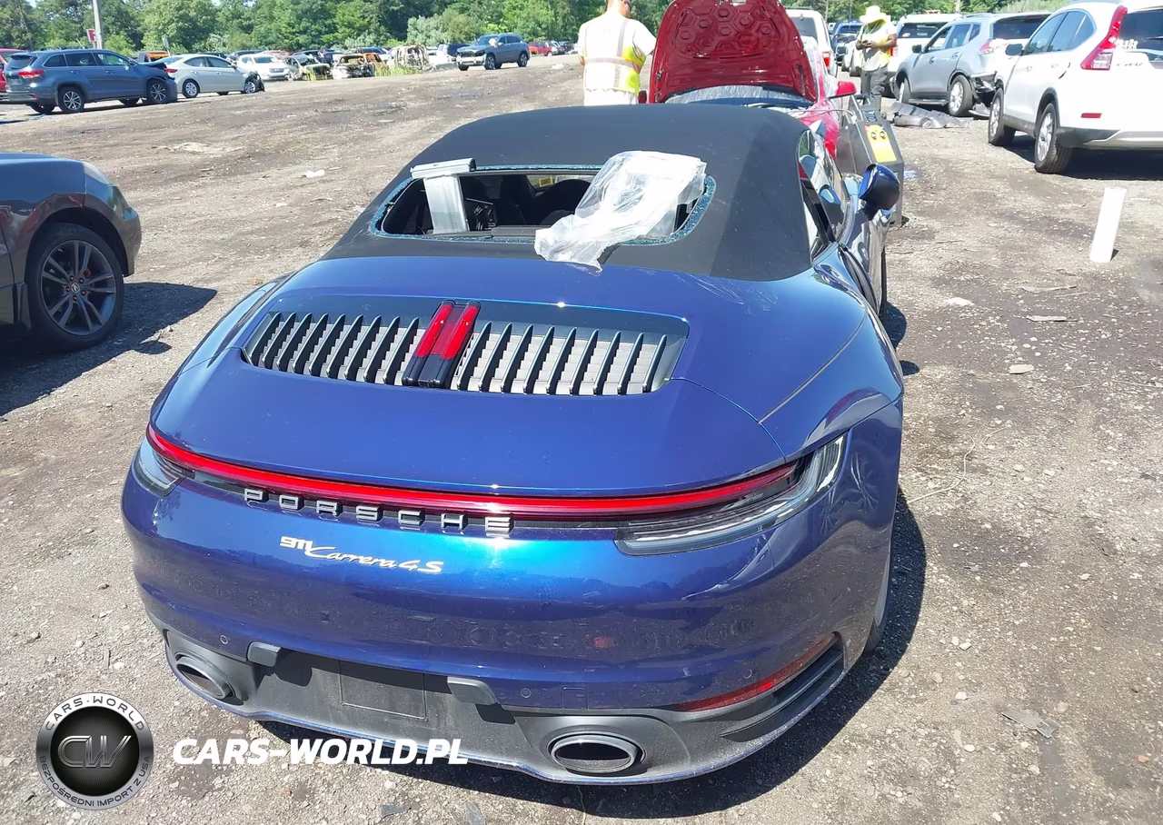 2020 Porsche 911 Carrera 4S Cabriolet VIN:WP0CB2A92LS262627 - 16