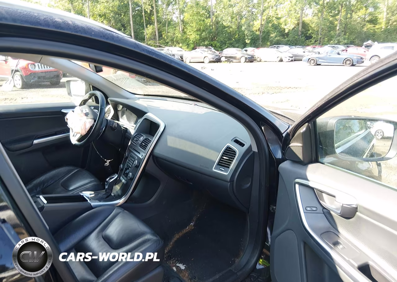 2014 Volvo Xc60 T6 R-Design VIN:YV4902DZ9E2543318 - 5