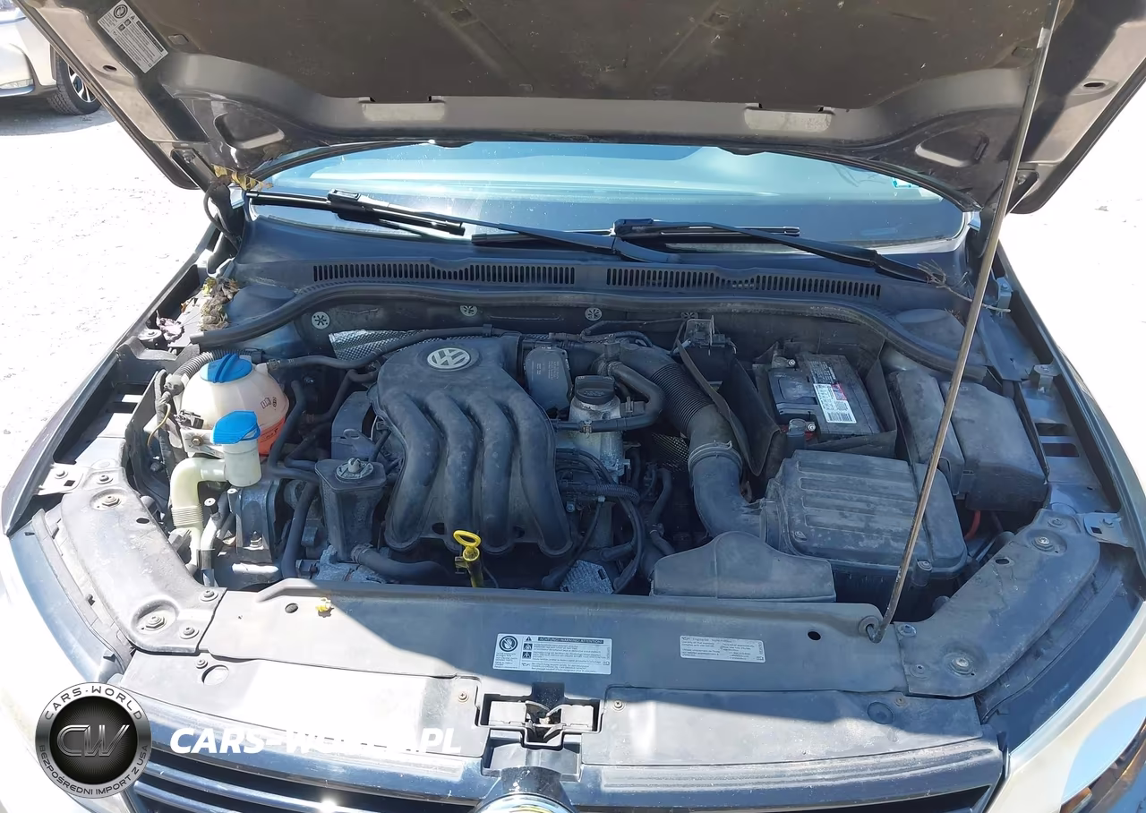 2014 Volkswagen Jetta 2.0L S VIN:3VW2K7AJ8EM291111 - 10
