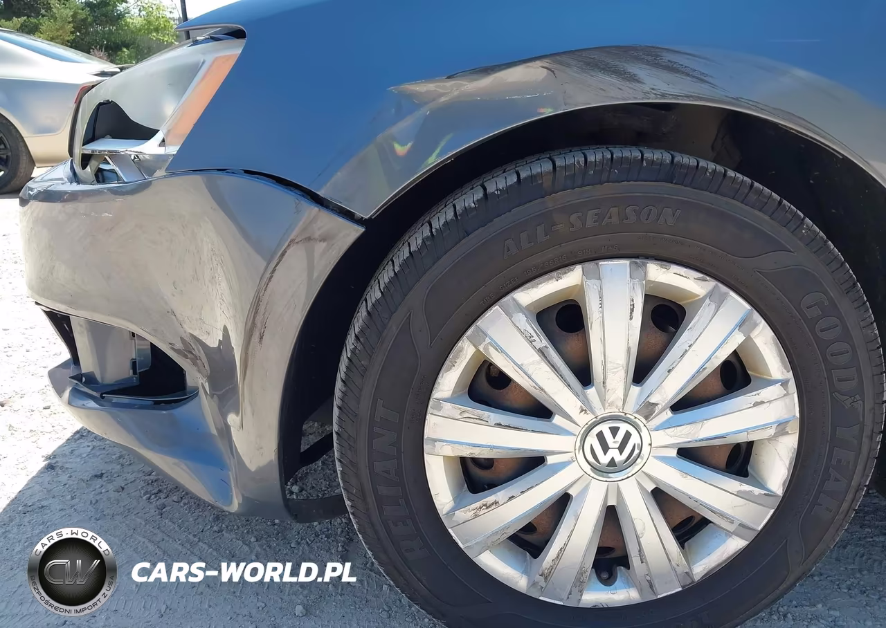 2014 Volkswagen Jetta 2.0L S VIN:3VW2K7AJ8EM291111 - 13