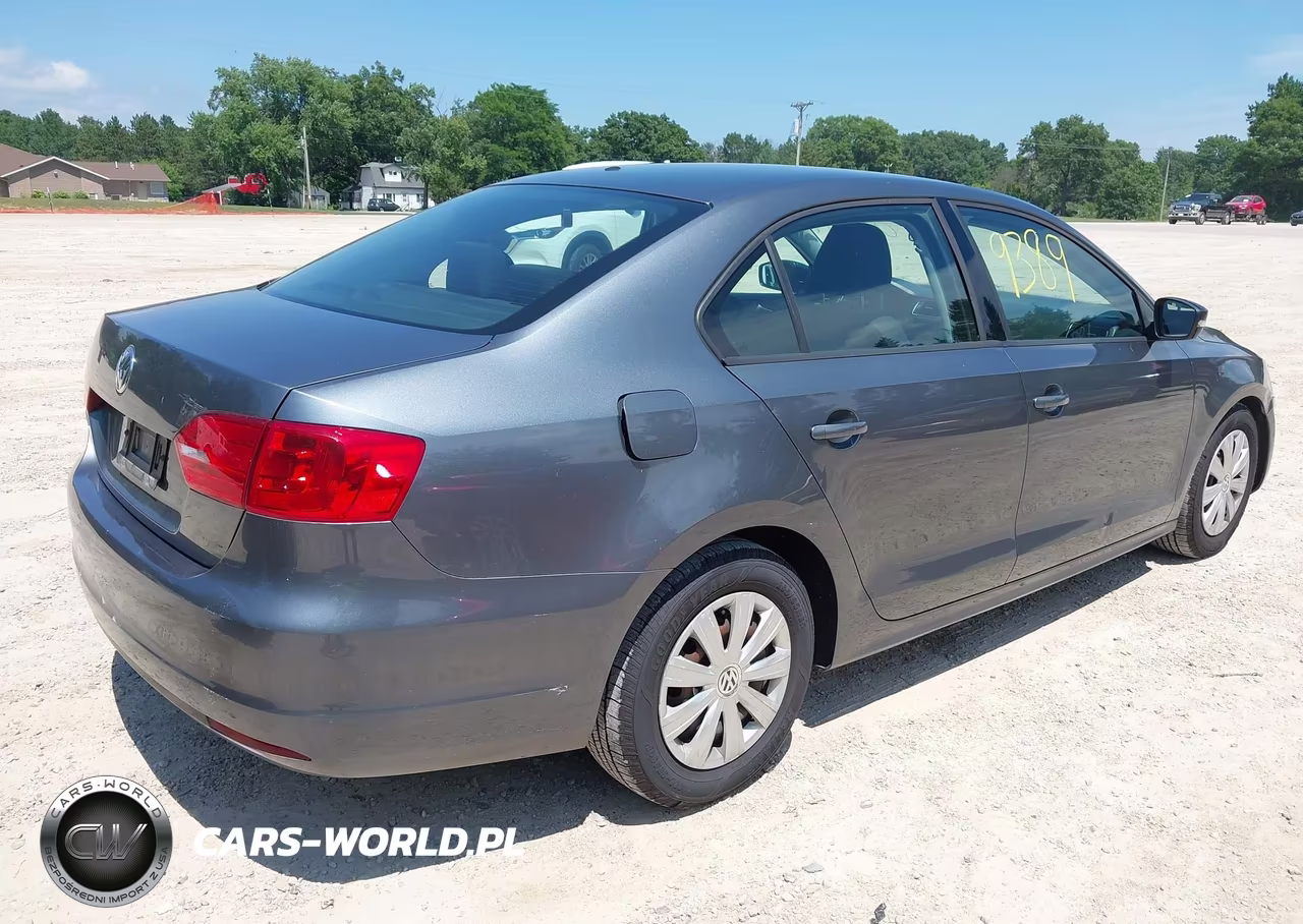 2014 Volkswagen Jetta 2.0L S VIN:3VW2K7AJ8EM291111 - 4