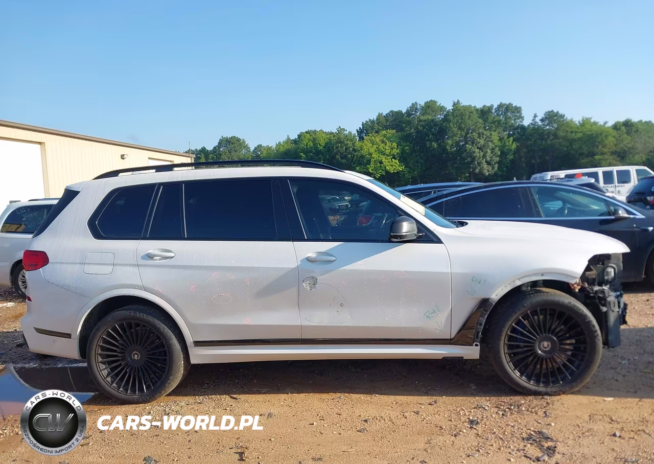 2019 BMW X7 xDrive50I VIN:5UXCX4C5XKLB39451 - 14