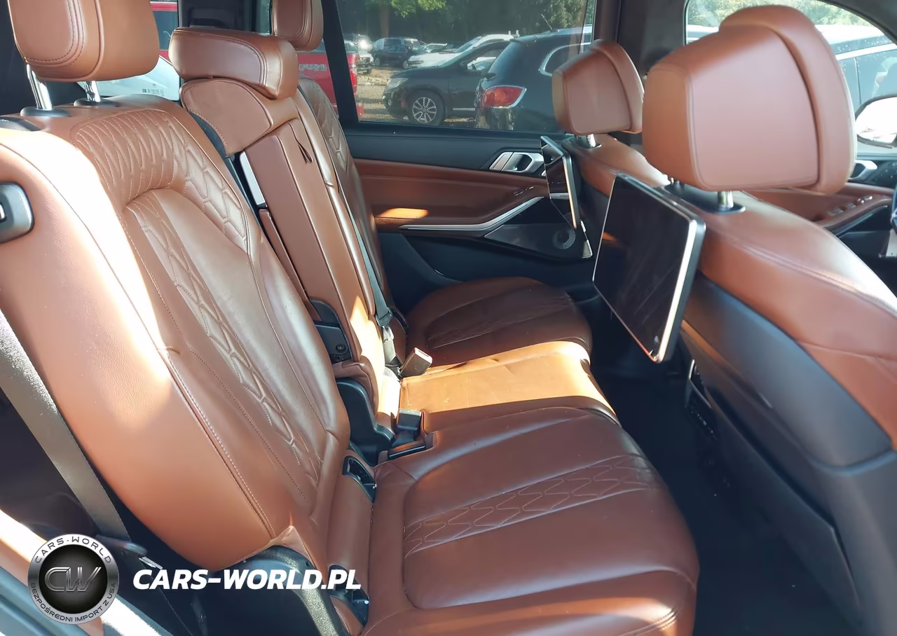 2019 BMW X7 xDrive50I VIN:5UXCX4C5XKLB39451 - 8