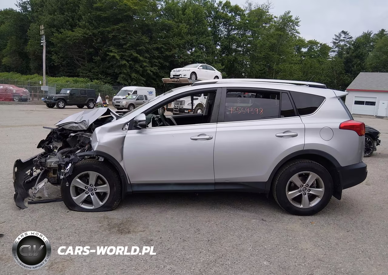 2015 Toyota Rav4 Xle VIN:2T3RFREV9FW386176 - 15