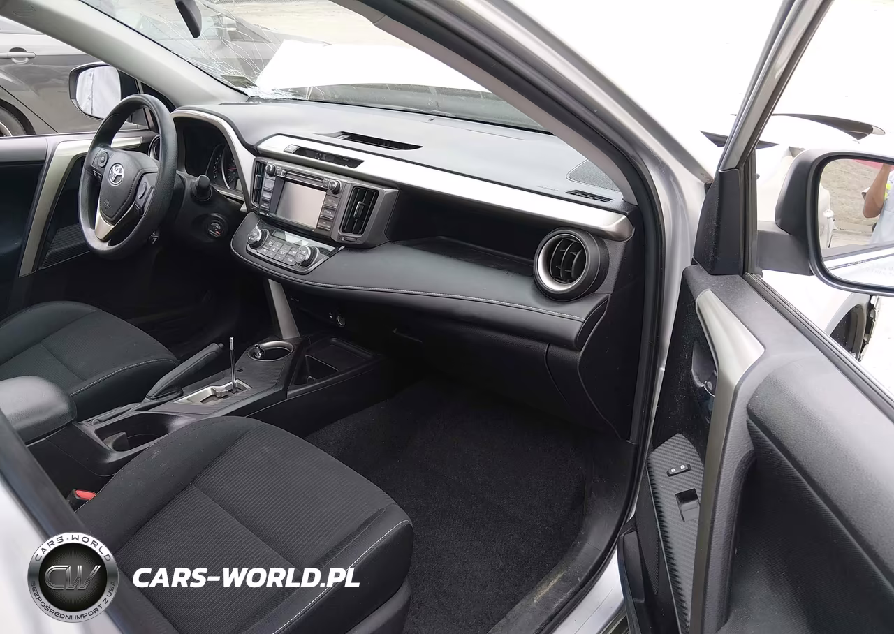 2015 Toyota Rav4 Xle VIN:2T3RFREV9FW386176 - 5