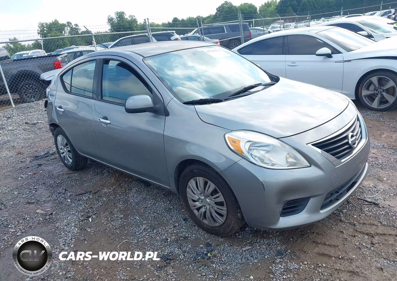 2014 Nissan Versa 1.6 Sv – zdjęcie 1 z 16