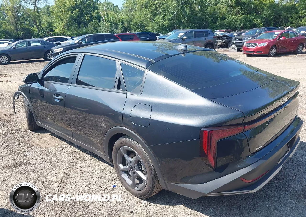 2025 Kia K4 Lxs VIN:3KPFT4DE7SE164595 - 14