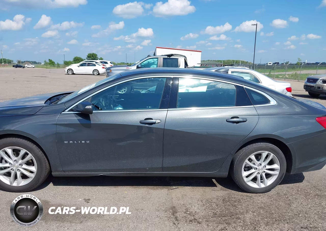2016 Chevrolet Malibu Lt VIN:1G1ZE5ST6GF333347 - 13