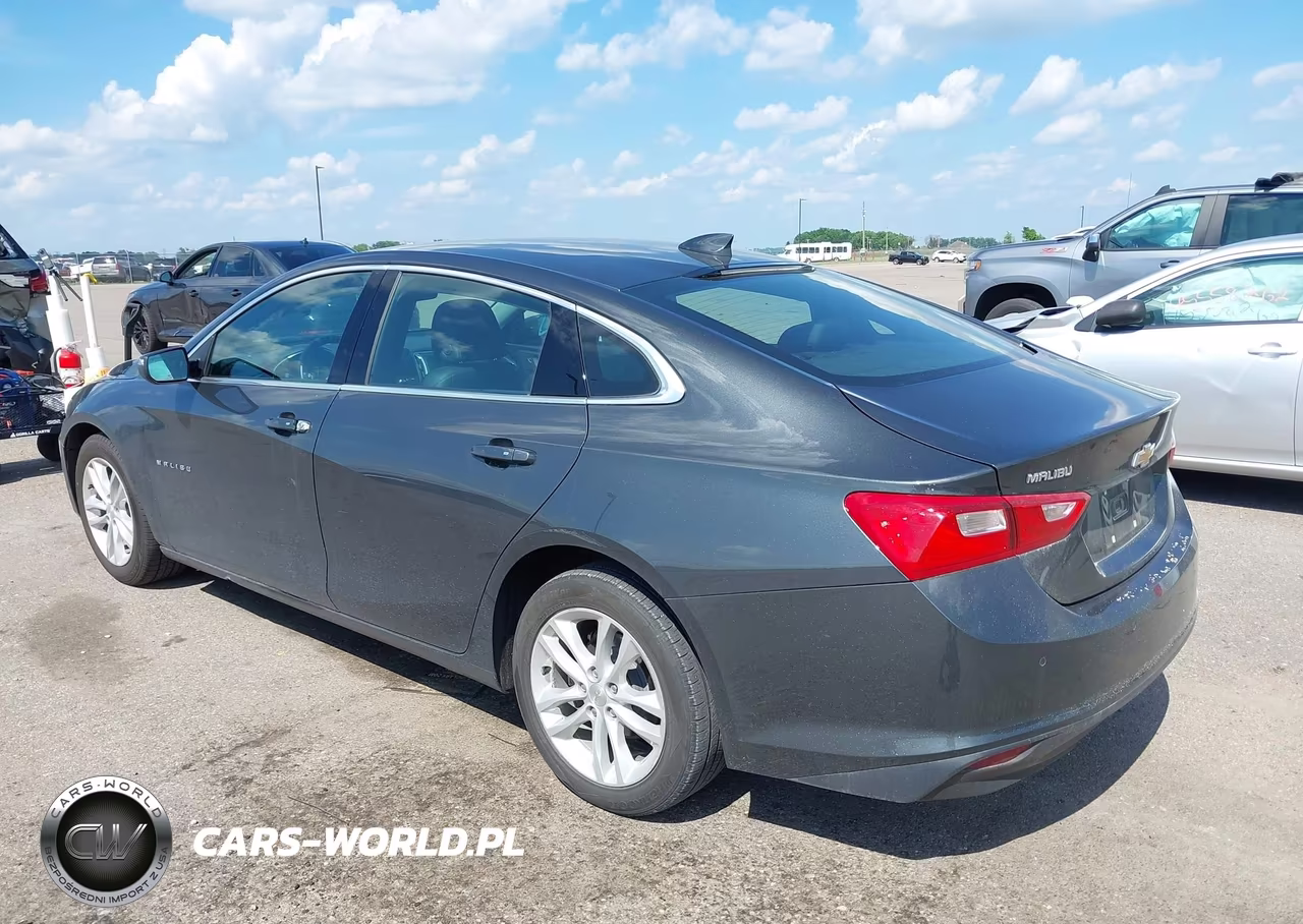 2016 Chevrolet Malibu Lt VIN:1G1ZE5ST6GF333347 - 3
