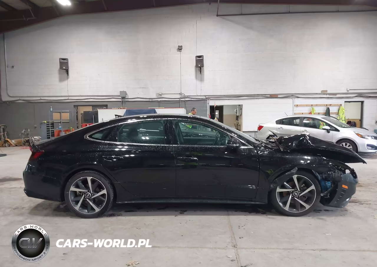 2023 Hyundai Sonata Sel Plus VIN:KMHL44J28PA266004 - 13