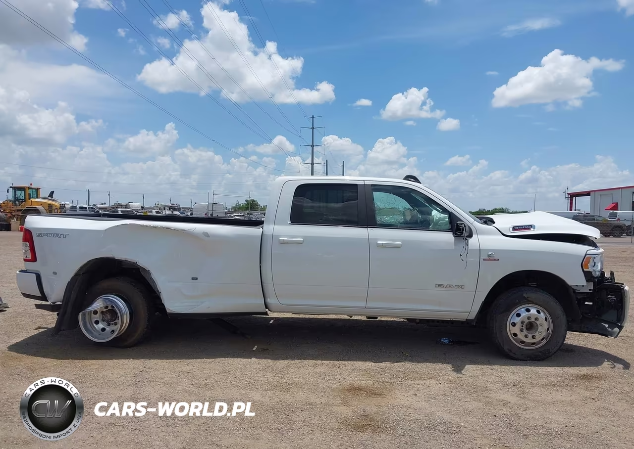 2024 Ram 3500 Big Horn 4X4 8' Box VIN:3C63RRHL3RG360322 - 13