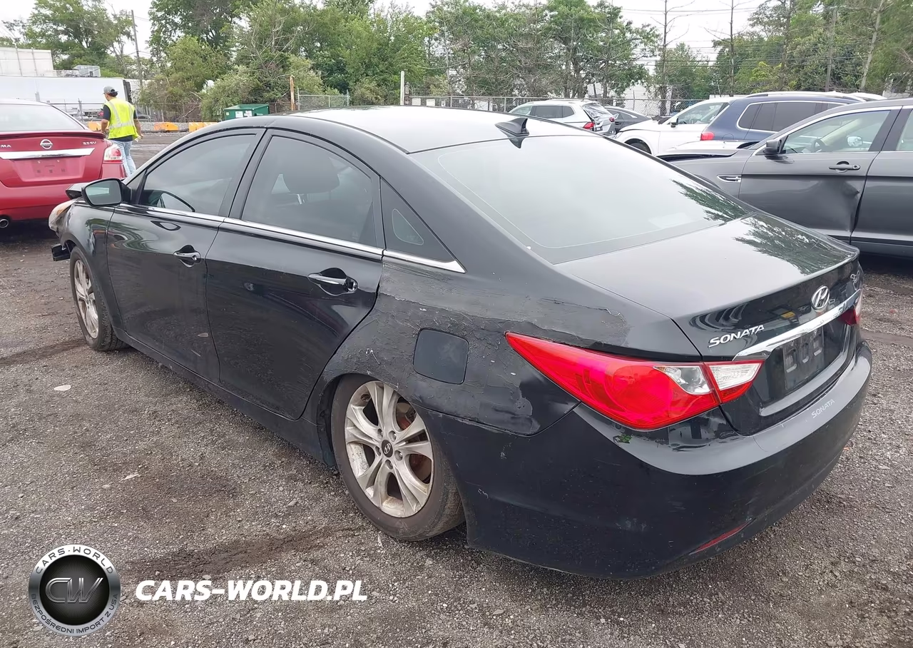 2013 Hyundai Sonata Gls VIN:5NPEB4ACXDH692406 - 3