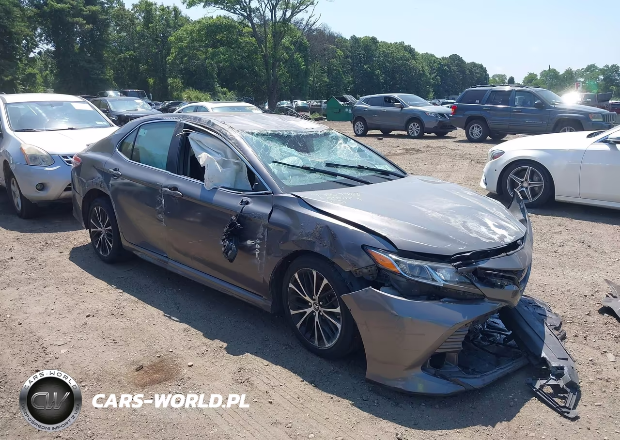 2020 Toyota Camry Se