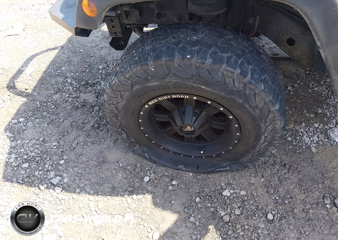 2007 Jeep Wrangler X VIN:1J4FA24187L178134 - 13