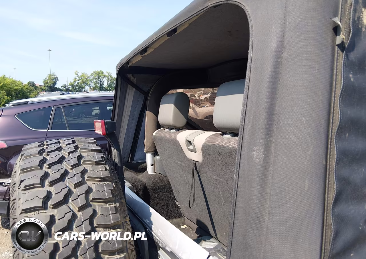 2007 Jeep Wrangler X VIN:1J4FA24187L178134 - 16