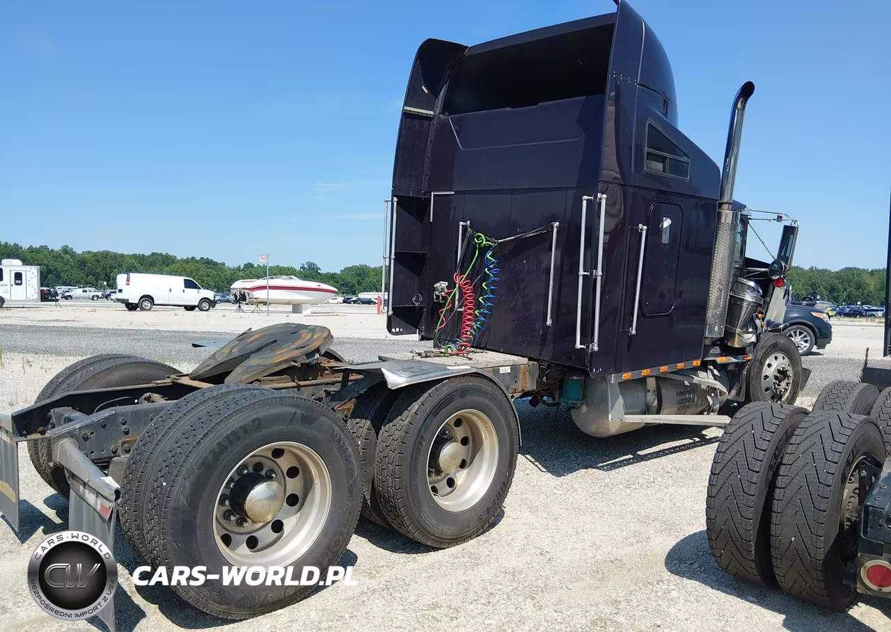 2000 Freightliner Conventional Fld120 VIN:1FUPC7WB0YLA88576 - 4