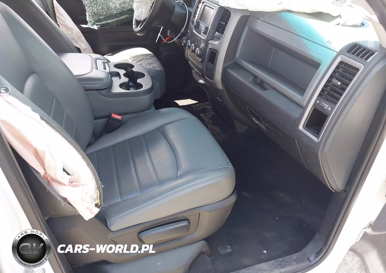 2016 Ram 1500 Tradesman VIN:1C6RR7FG9GS125739 - 5