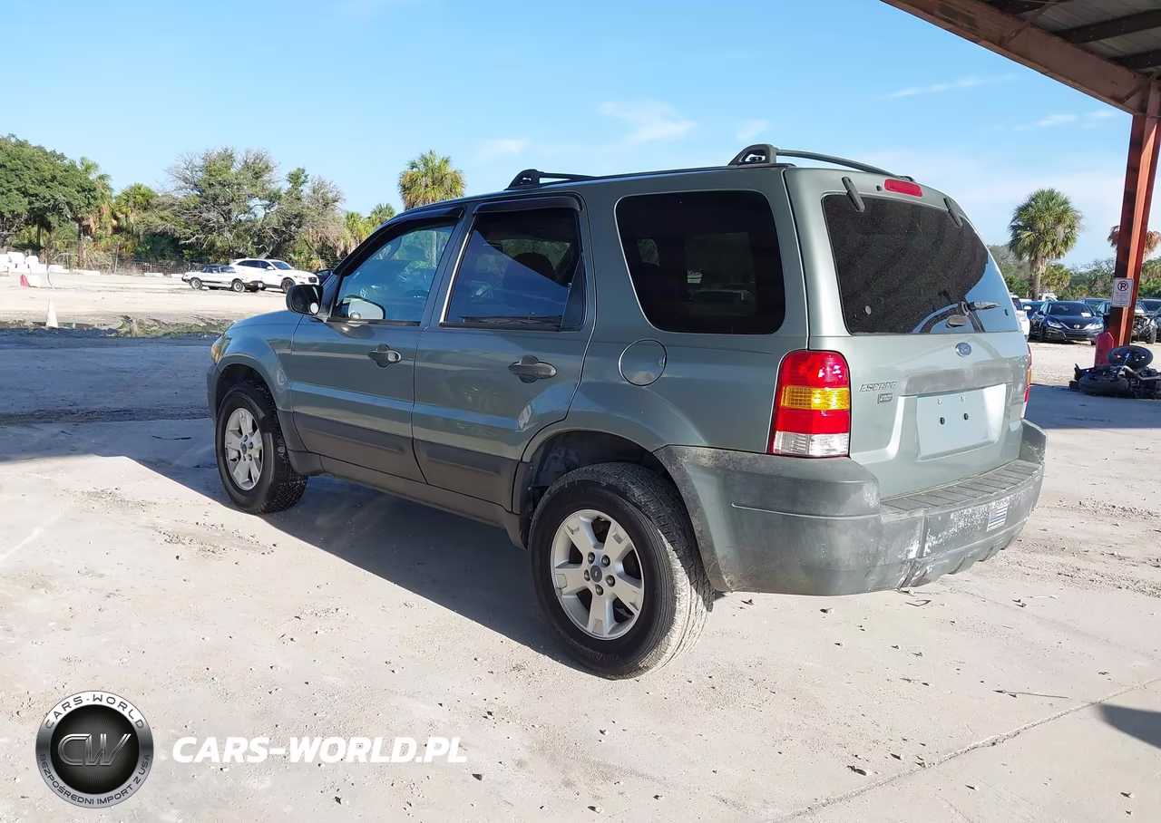 2007 Ford Escape Xlt VIN:1FMYU03Z07KB95836 - 3